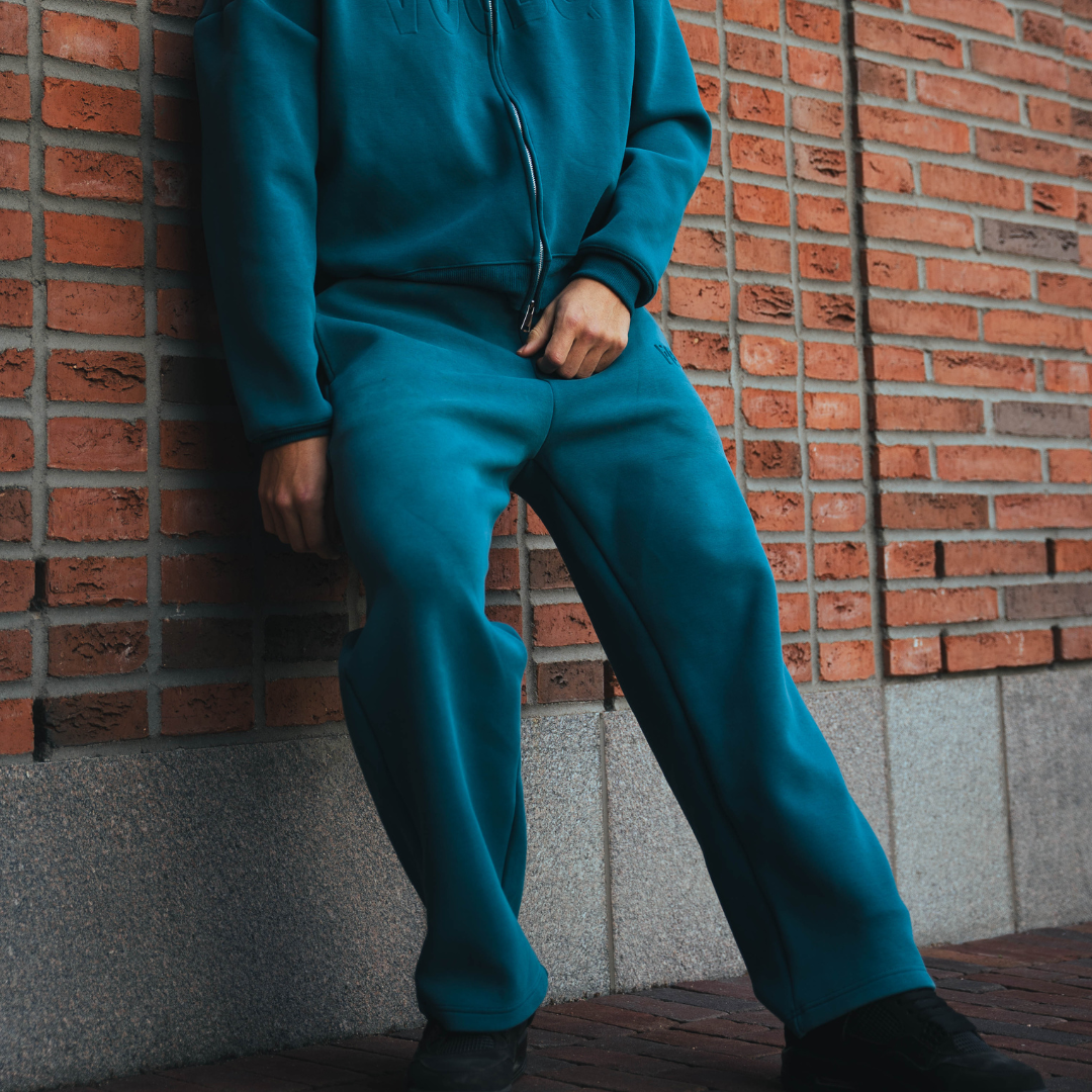 DISKONNEKT TRACKSUIT PRUSSIAN