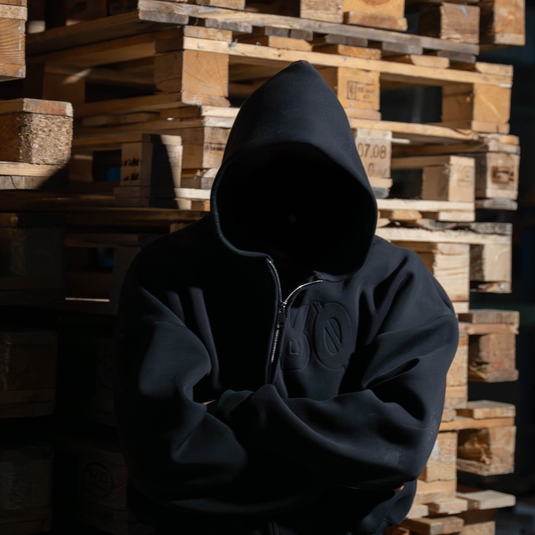 DISKONNEKT TRACKSUIT ONYX