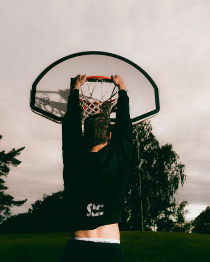 22 – HOODIE