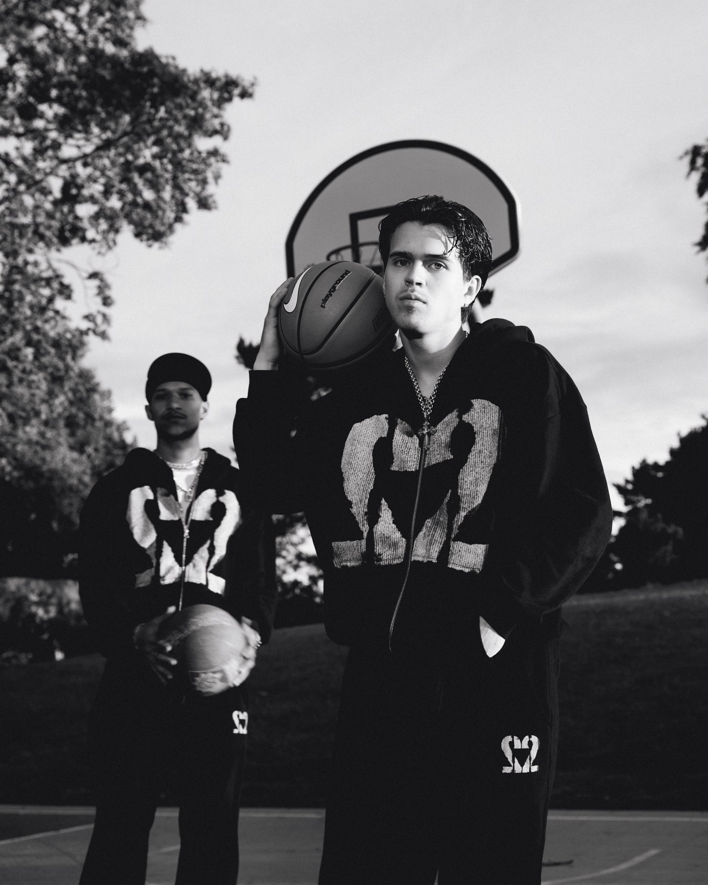 22 – TRACKSUIT
